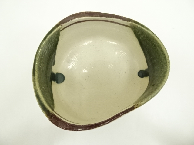 Ｓ８３８　茶碗　『織部』『六兵衛陶苑』　共箱　抹茶碗　茶道具 弥七田織部抹茶盌（木）六兵衛作(抹茶碗)|食器通販の陶磁庵